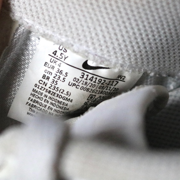 NIKE Air Force One White Customized Blue Butterfly Youth 4.5 (EU 36.5) - Picture 11 of 14